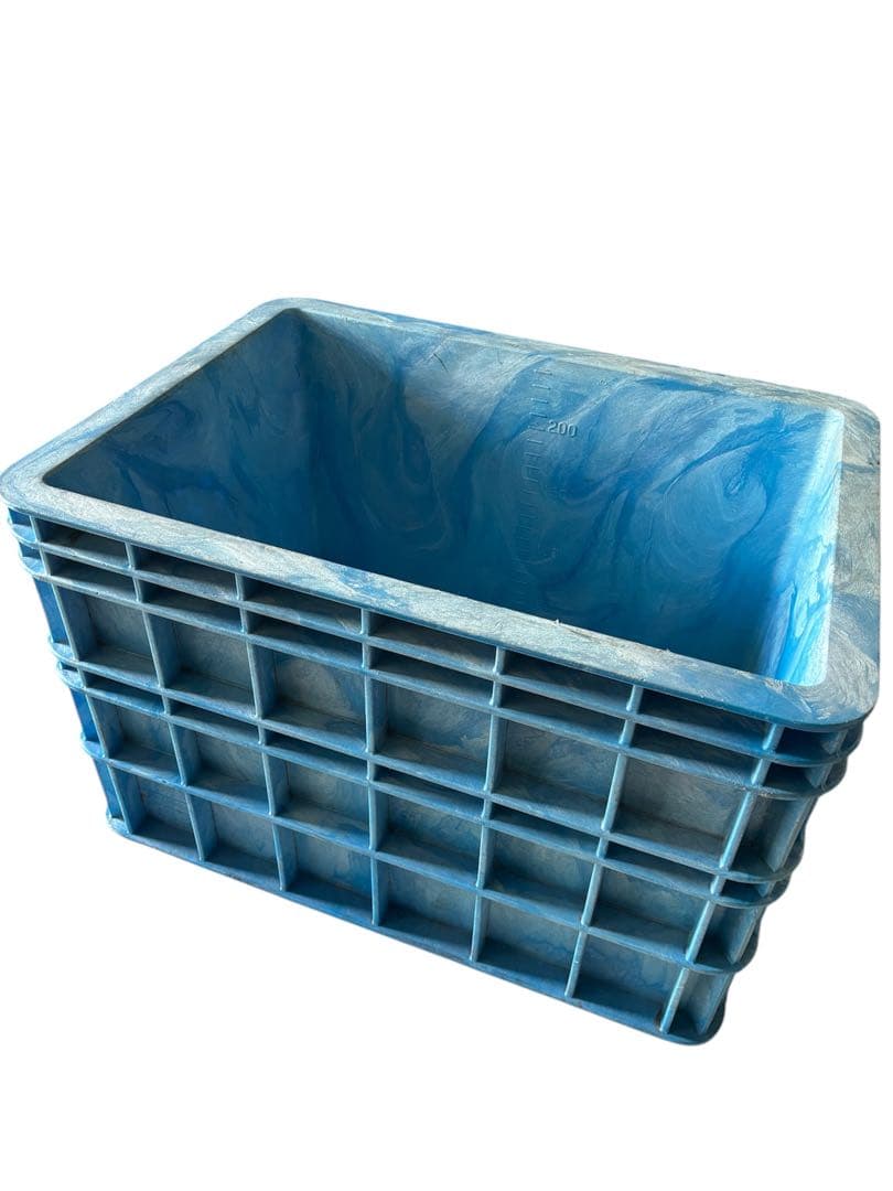 ぶらっくがりばー　ダイライト　青のマーブル模様の大型タンク