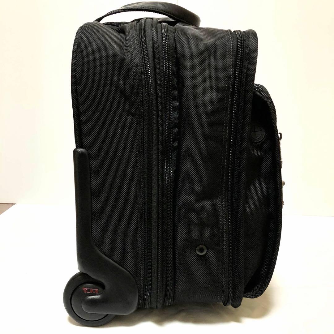 未使用級✨TUMIスーツケース3層 機内持ち込み可 26103DH マチ拡張 黒