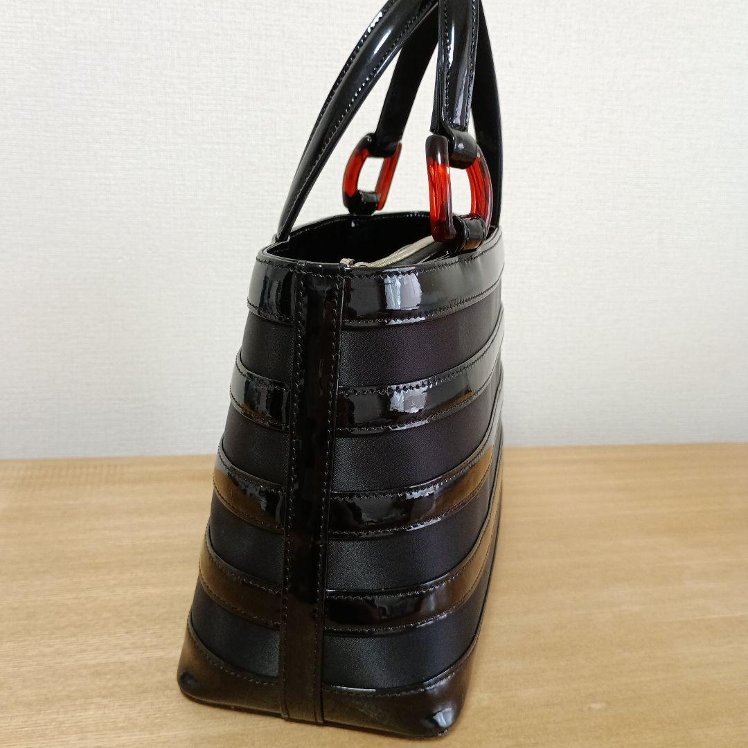 【和光】エナメルバッグ　ブラック