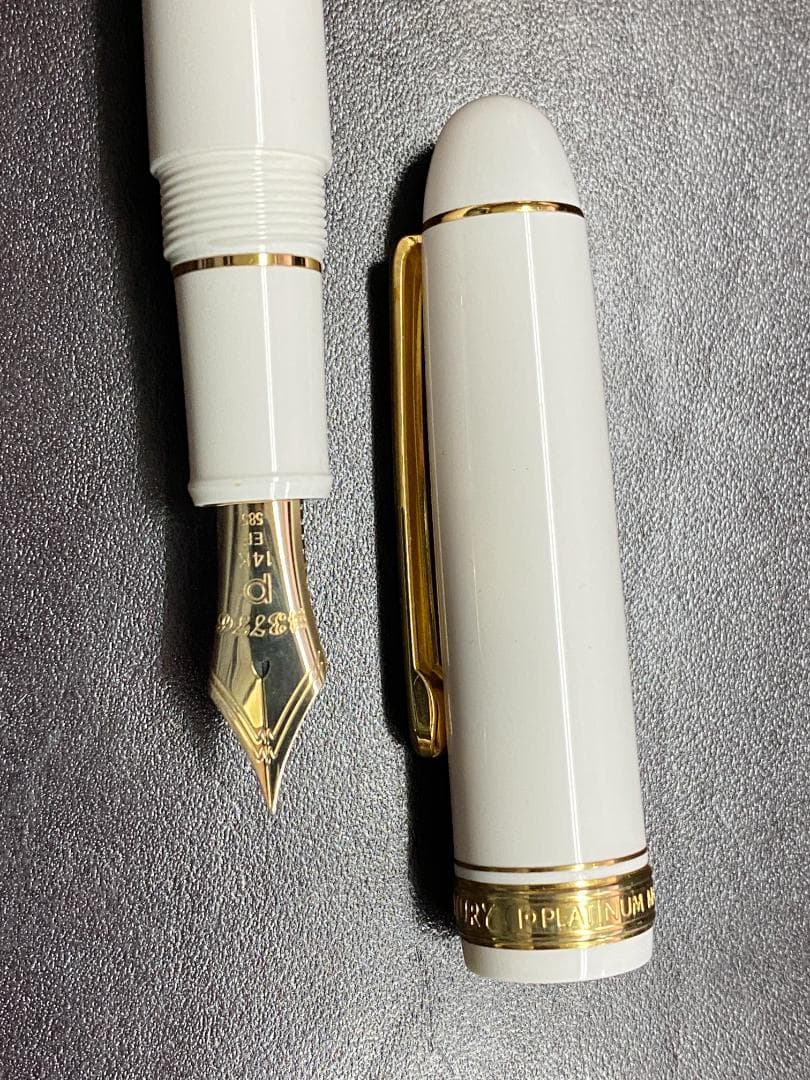 プラチナ万年筆 #3776 シュノンソーホワイト EF PNB-15000