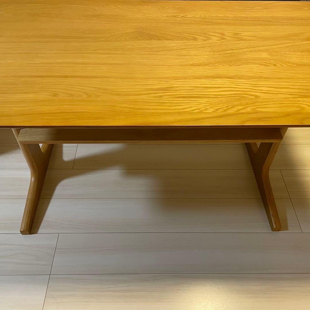 【Q】リビングでもダイニングでもつかえるテーブル・２・オーク材