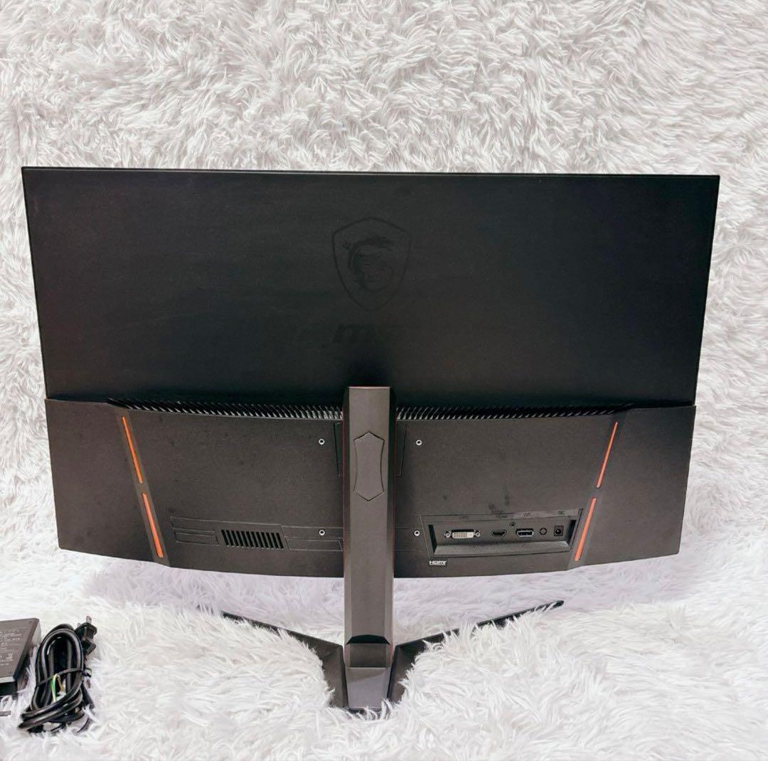 MSI Optix AG32C 31.5インチ ゲーミングモニター curved