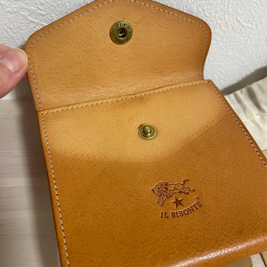 【美品】IL BISONTE 二つ折り財布 ヌメ がま口
