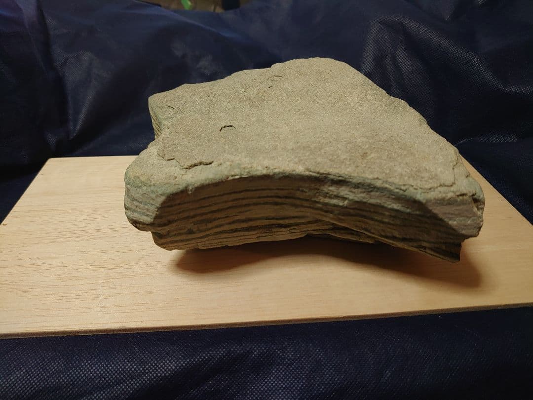 緑積層石 緑積層岩