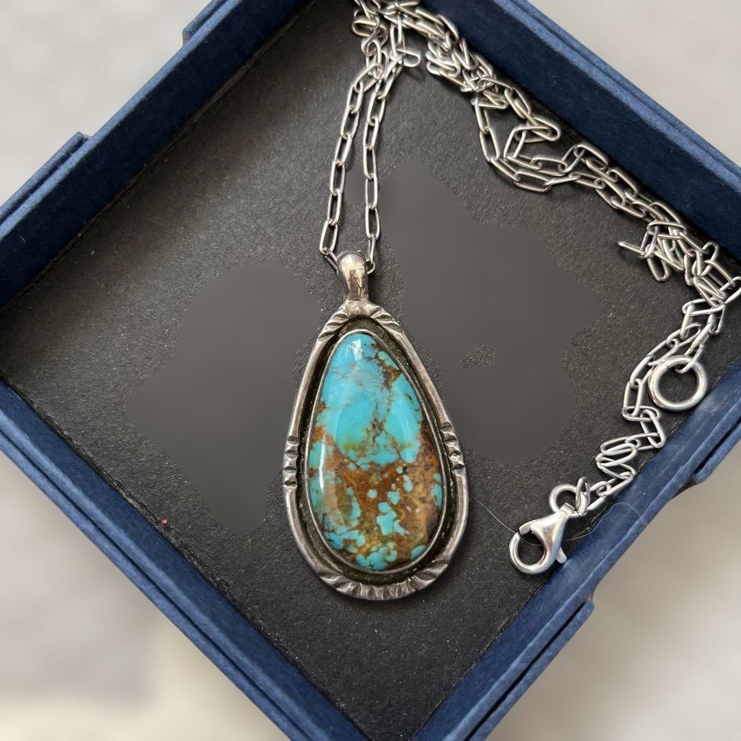 ★レッドマン★希少　最終お値下げ　インディアンジュエリー　ターコイズペンダント