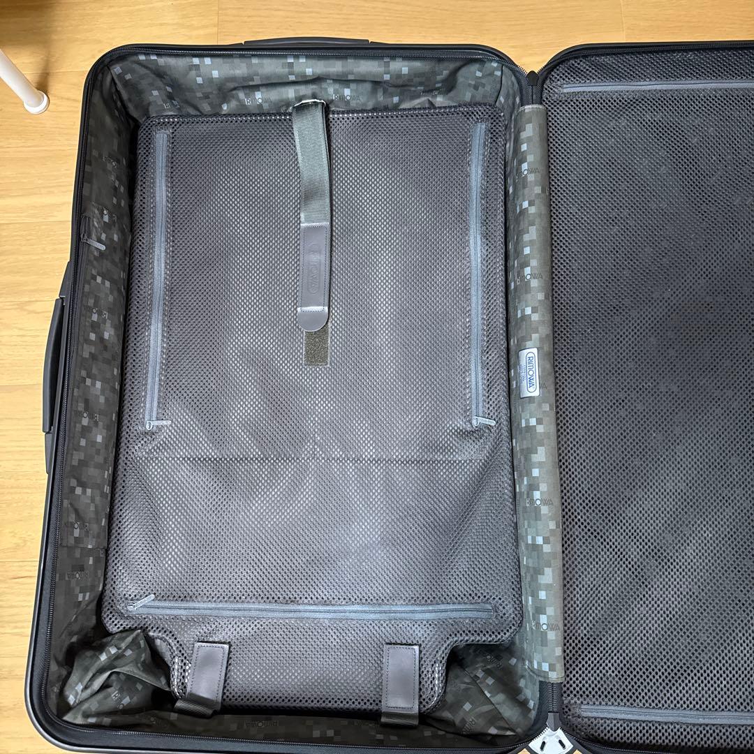 リモワ　サルサ　810.70.32.4　78リットル　4輪　保証書付き