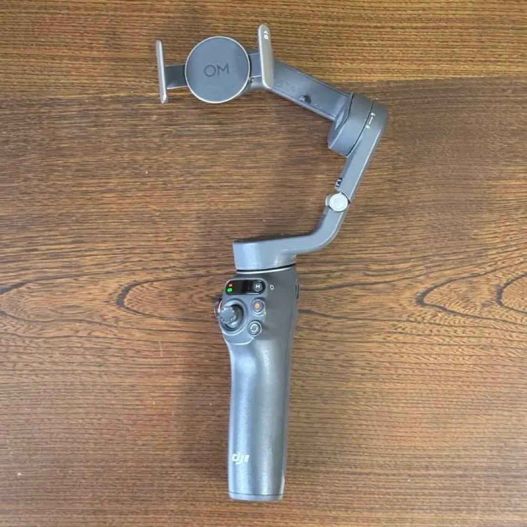 DJI Osmo Mobile 6スタビライザー