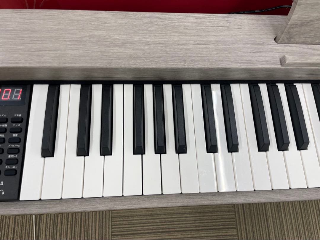 訳あり　電子ピアノ88鍵盤 給電タイプ　木目調ボディ　グレー