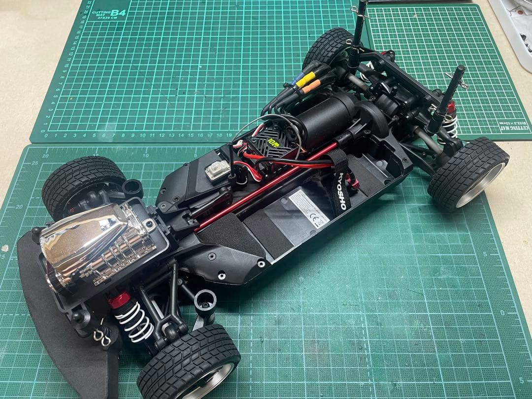 けんた　京商フェーザー　ダッジ・チャージャー