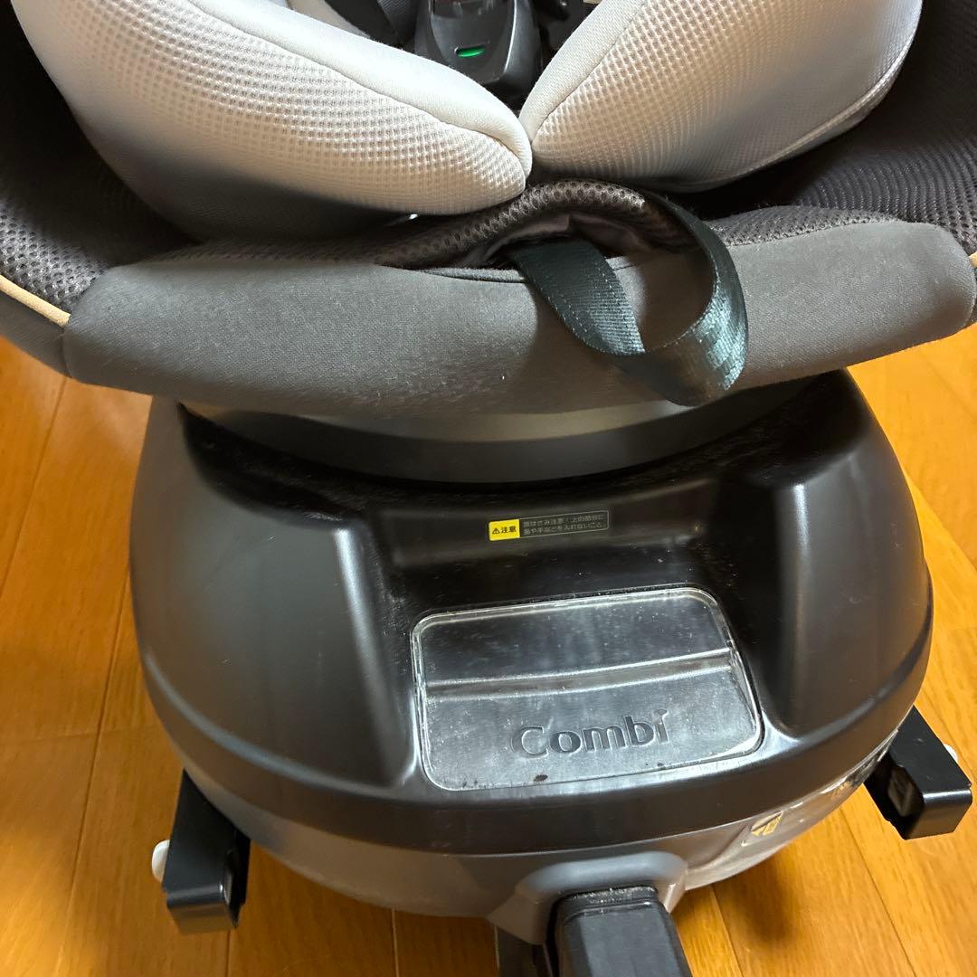 れ*の様 美品！！コンビ クルームヴ 車用チャイルドシート