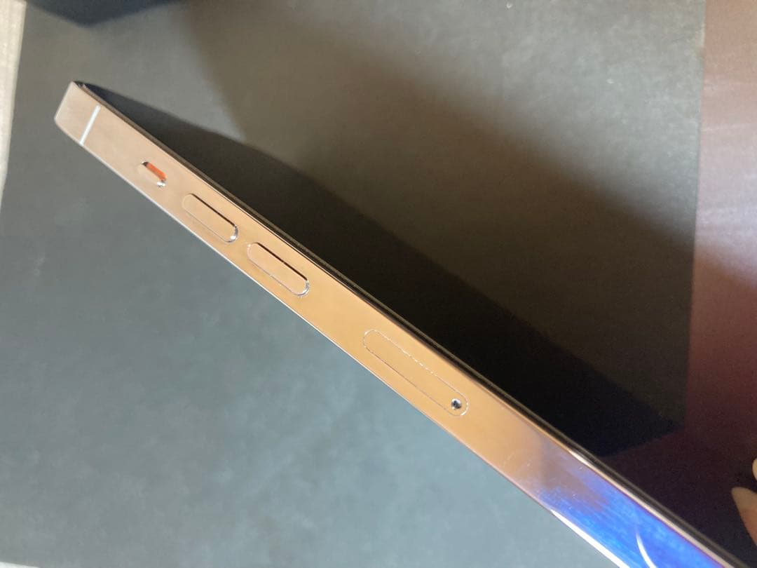 し*ま様 美品　iPhone 13 Pro 512 GB シルバー本体