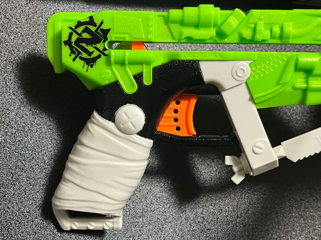 ナーフ ゾンビストライク Wrathbolt & ArrowRefill セット