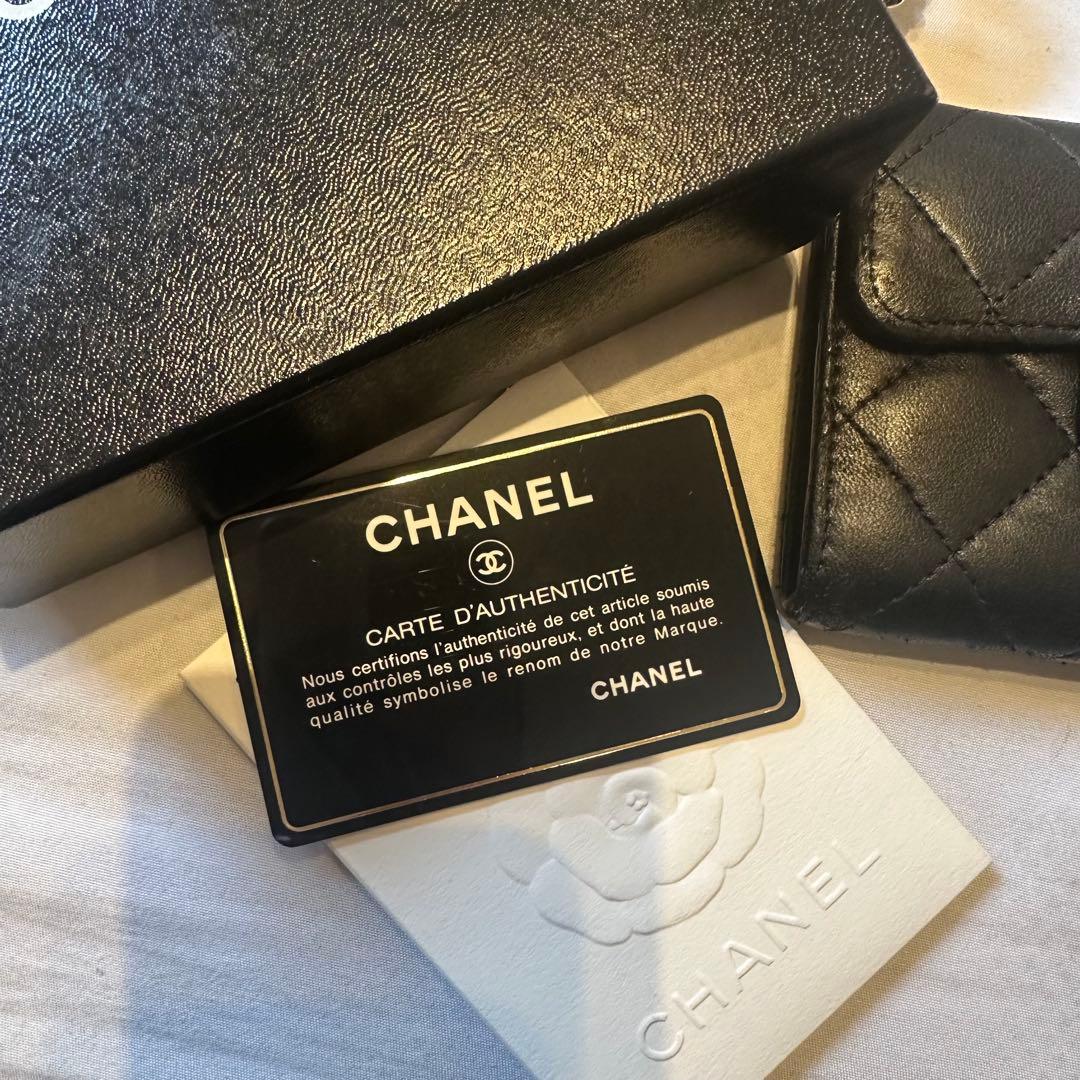 CHANEL ミニマトラッセ　ブラック ショルダーバッグ