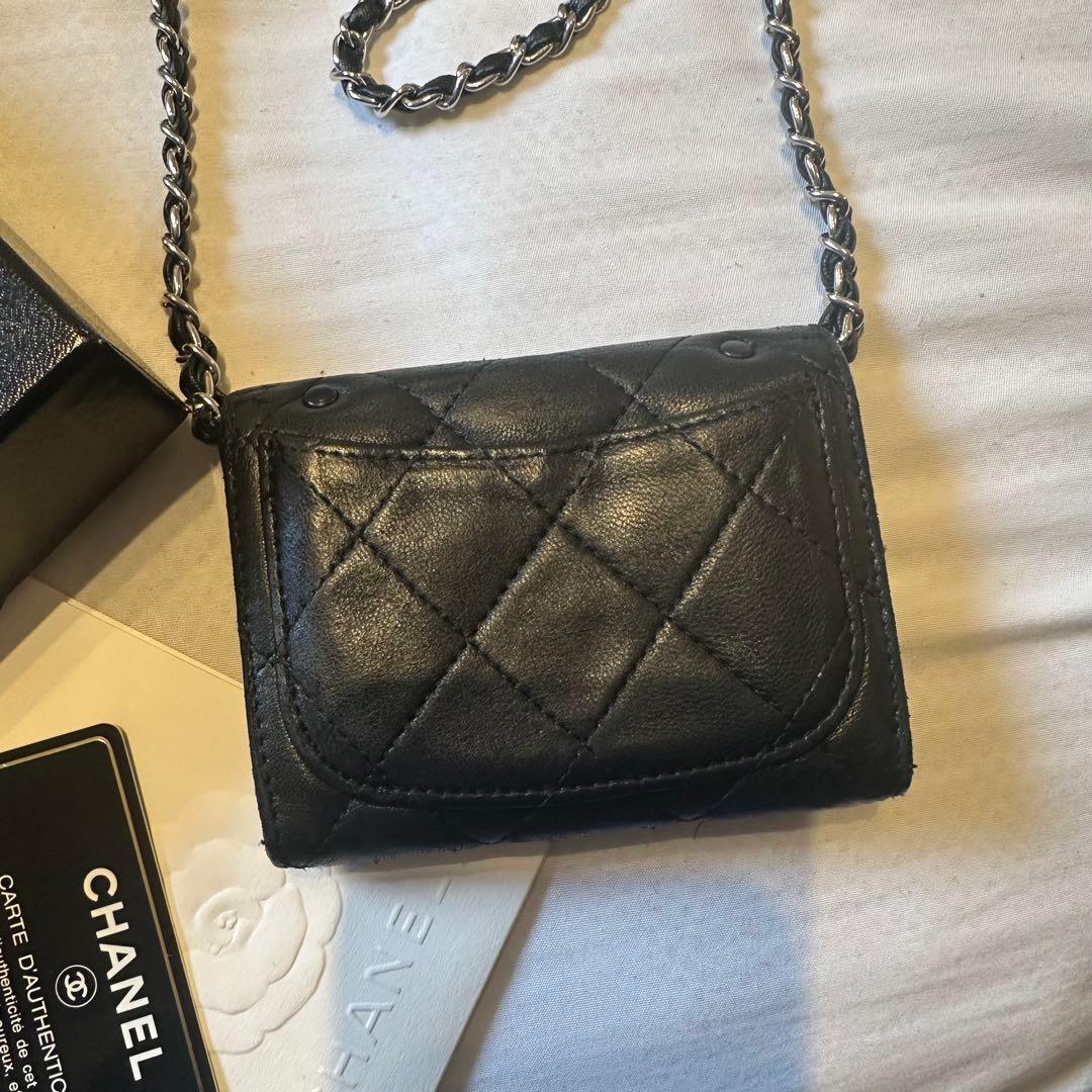 CHANEL ミニマトラッセ　ブラック ショルダーバッグ