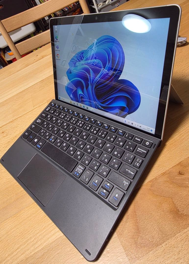 Surface go3(LTEモデル) Core i3/8GB/128GB