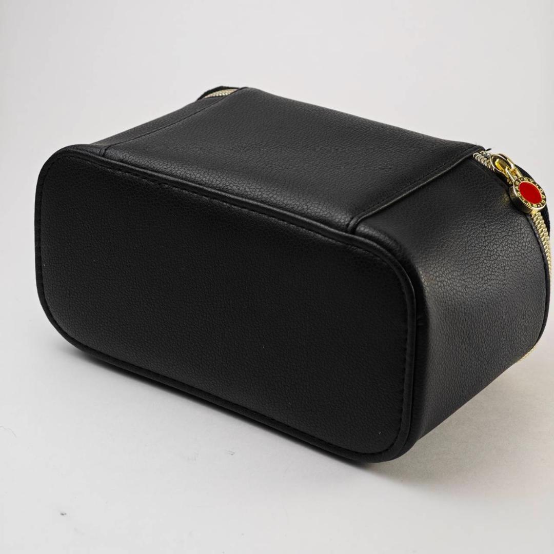 希少 ブルガリ ポーチ エミレーツ航空 ファーストクラス アメニティ 新品