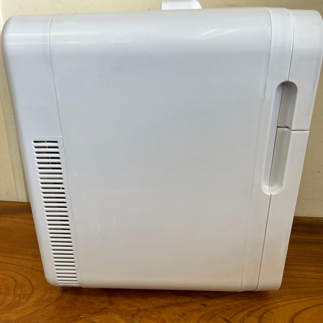 冷蔵庫 小型 20L ポータブル 冷温庫 LCD温度表示 ペルチェ式 保温 保冷