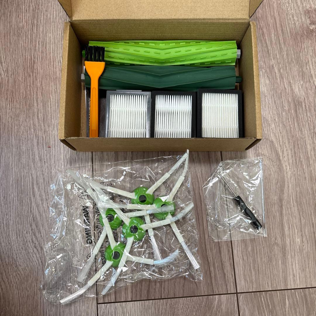 アイロボット ルンバ i3 本体＋各種付属品（iRobot Roomba i3）