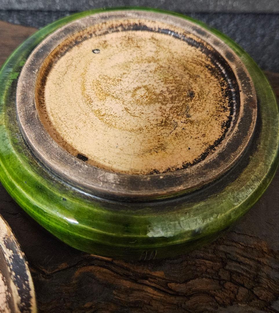 中国古美術　中国古陶磁器　中国古玩　明代　緑交趾　三彩　陽刻浮彫　鳳凰図　香合