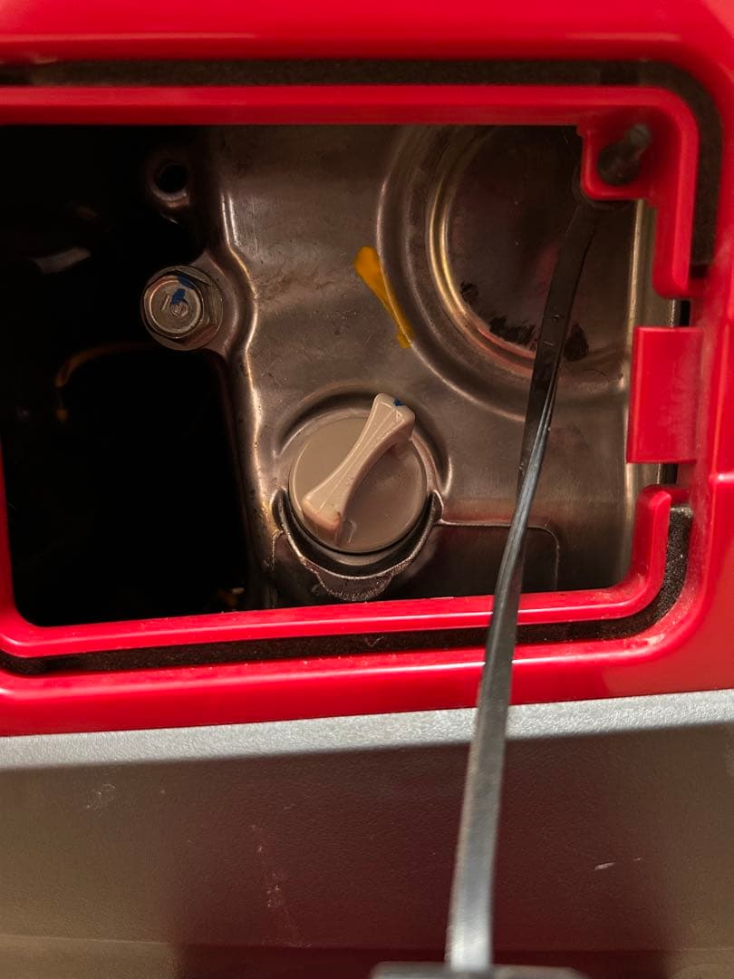 HONDA EU26i インバーター発電機　静音　美品