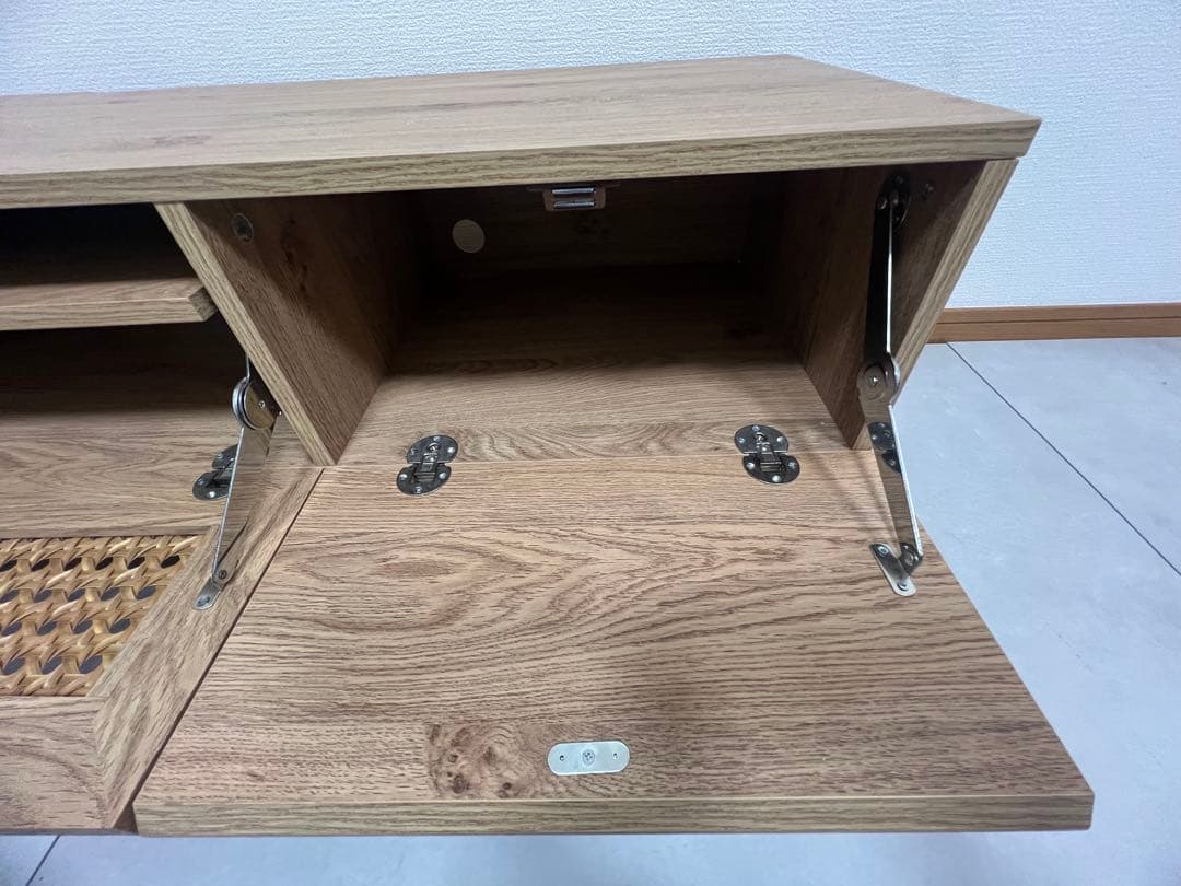 【期間限定出品（12/21まで）】LOWYA [幅140] テレビ台