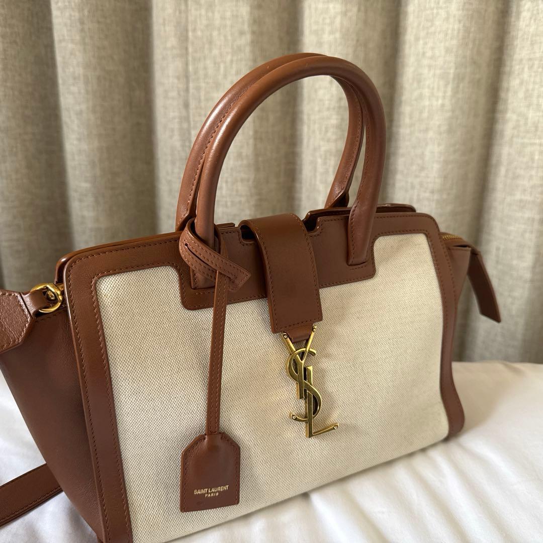 サンローランパリ　ベイビーダウンタウン　日本限定