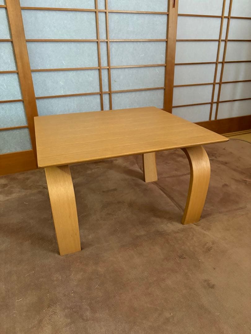 カンディハウスのサイドテーブル