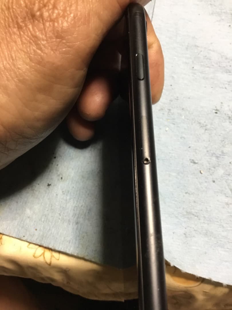 携帯電話本体 iPhone7