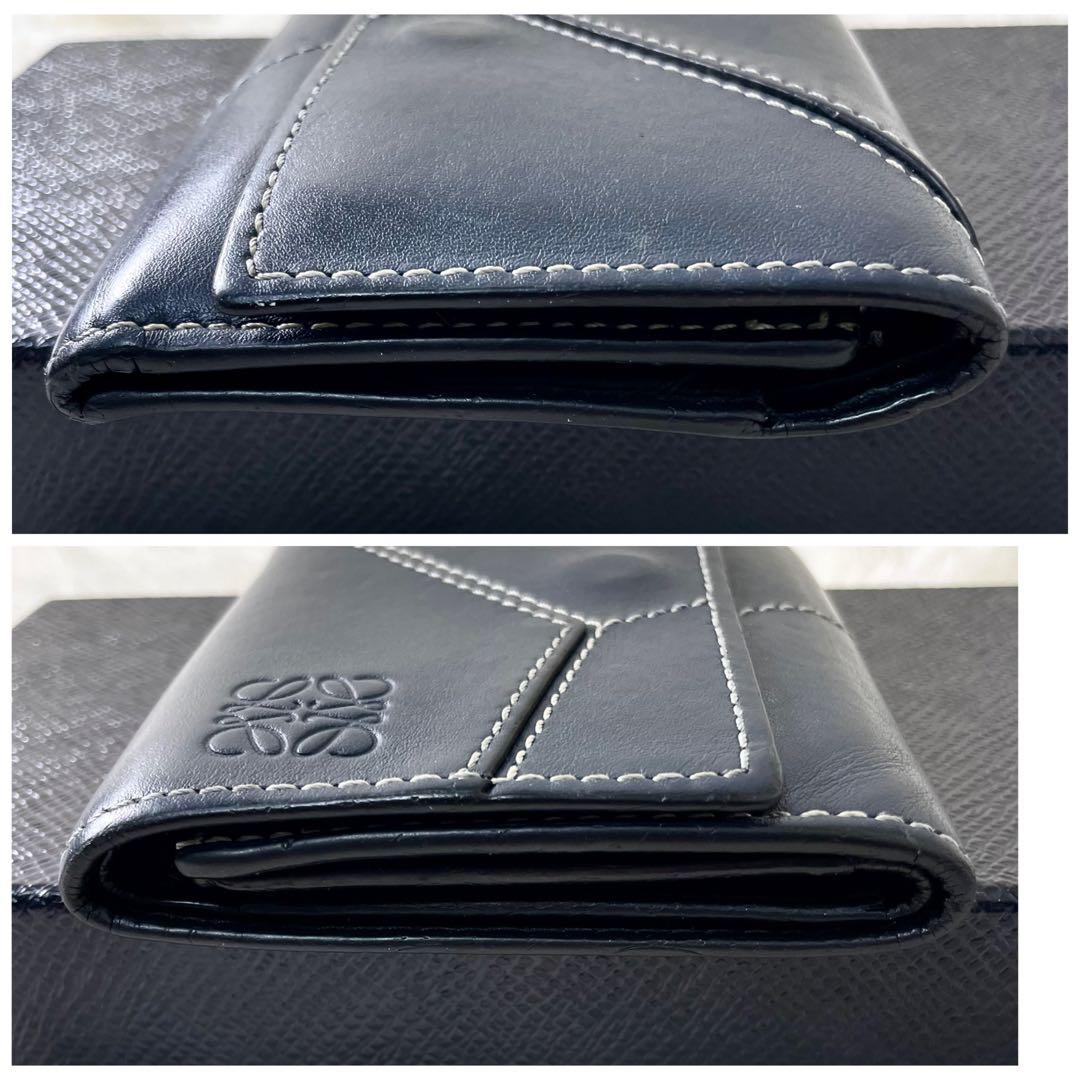 ロエベ　LOEWE 三つ折り財布　レザー　ネイビー　アナグラム　ステッチ