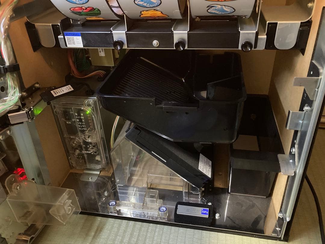 ☆送料込み☆初代モンスターハンター☆スロット実機☆不要機フル☆ 設定7基盤仕様