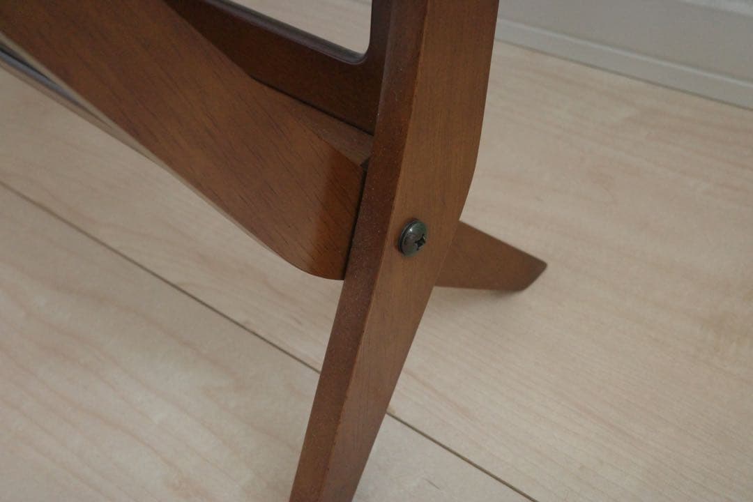 【カリモク60】 マガジンラック