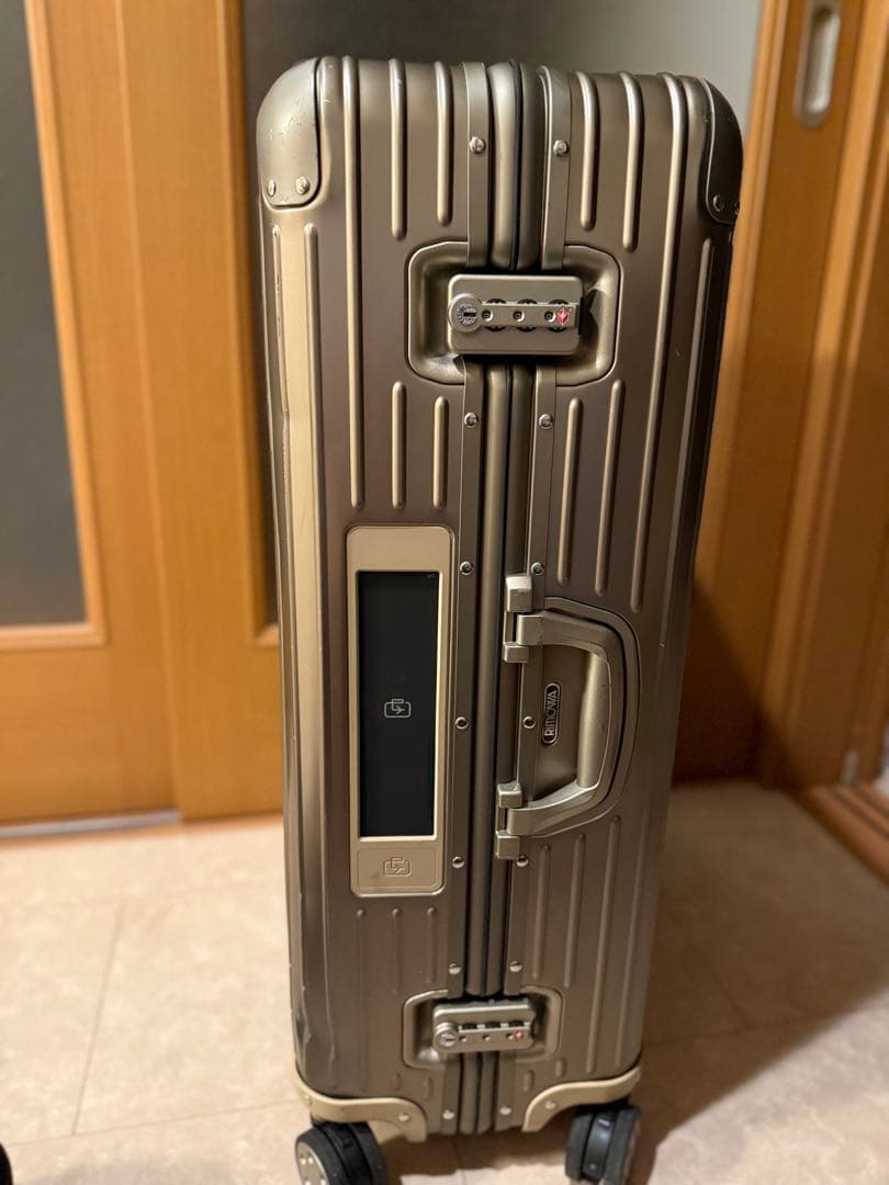 最終お値下げ‼️RIMOWAトパーズチタニウム 85L Check-In L