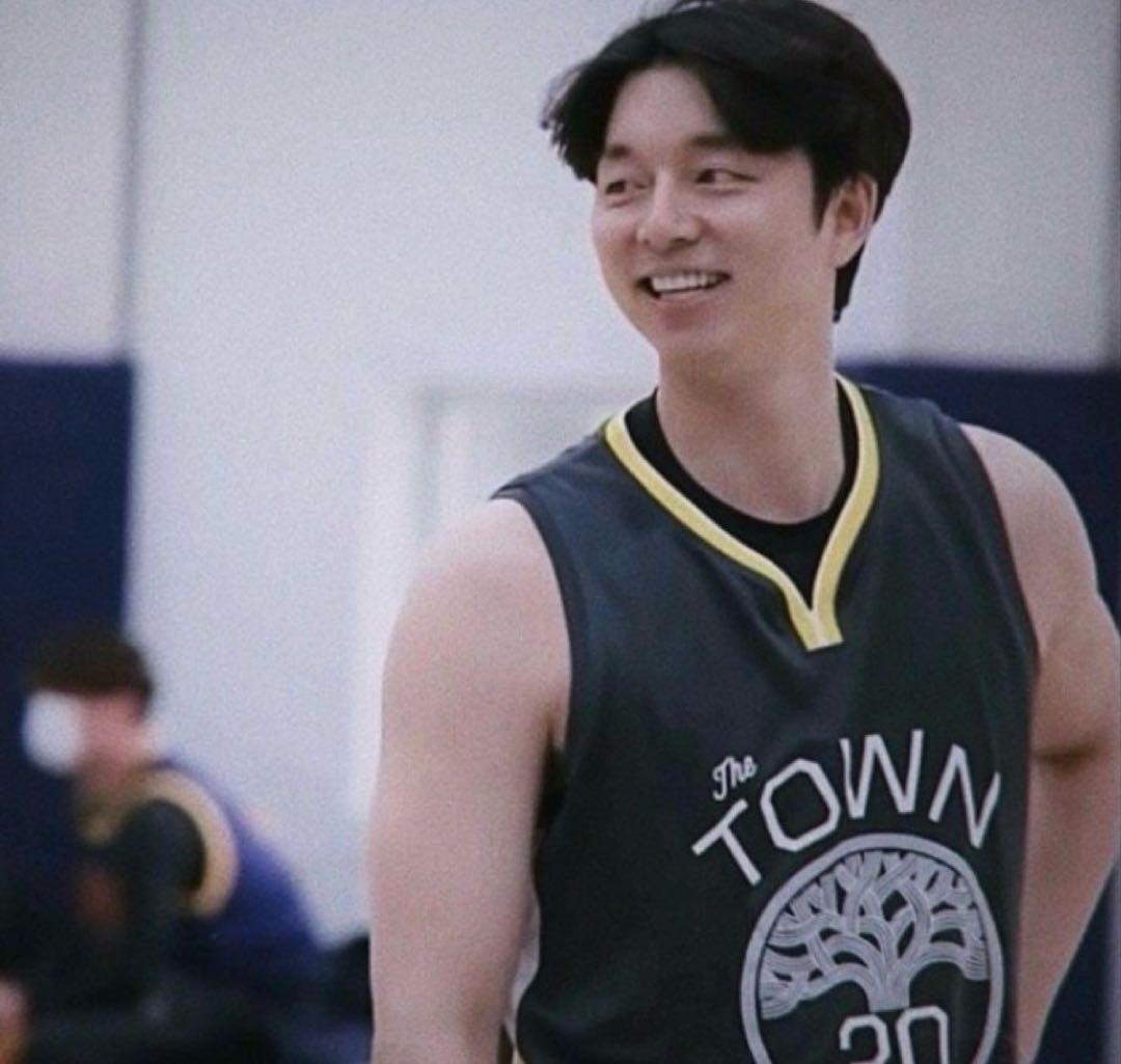 コンユ　ぬいぐるみ　20センチ