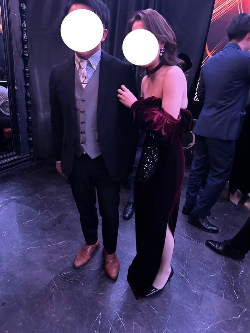 バーガンディ オフショルダーベルベットドレス