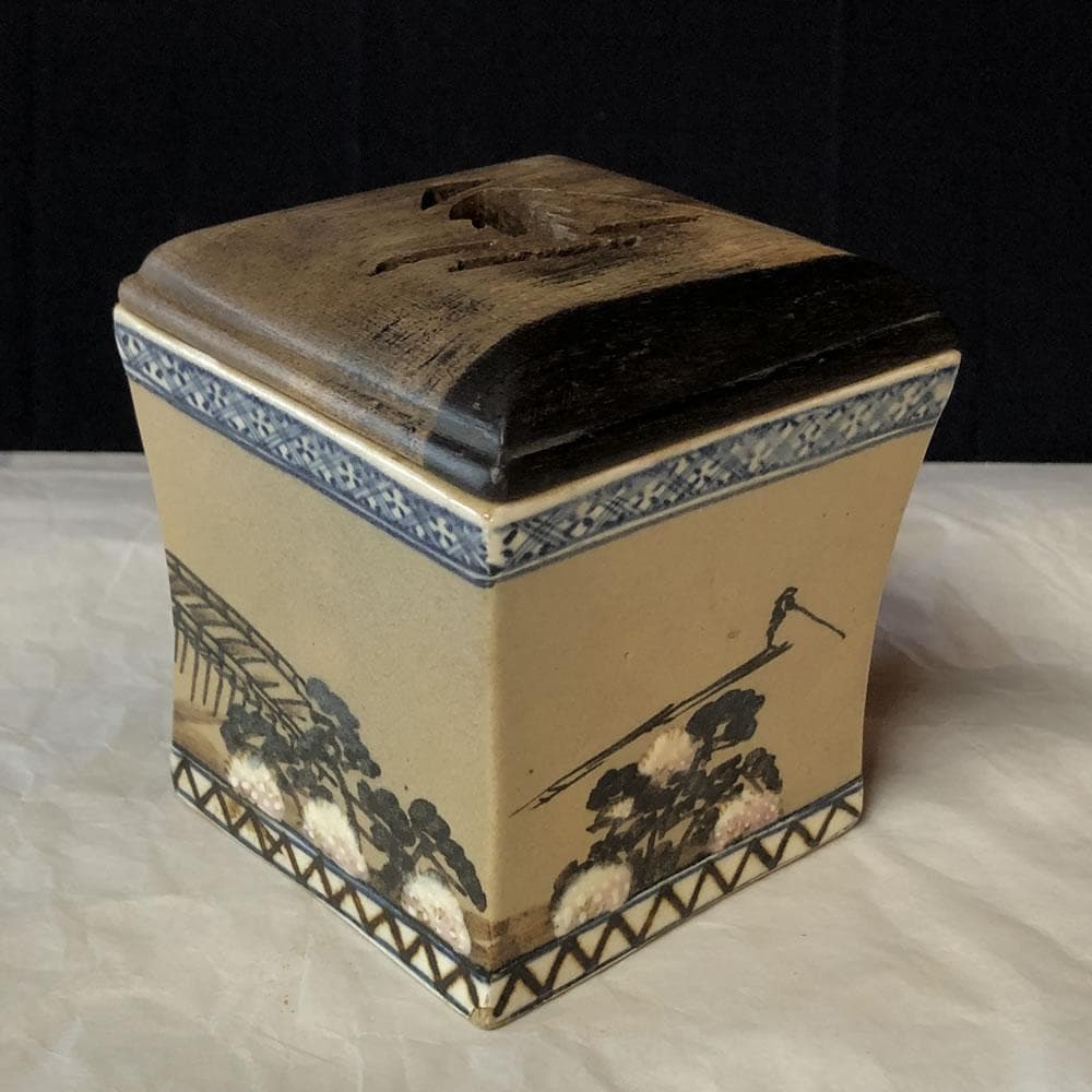 F1038 乾山 四方香炉 黒柿 火屋 木箱入り 香炉 茶道具