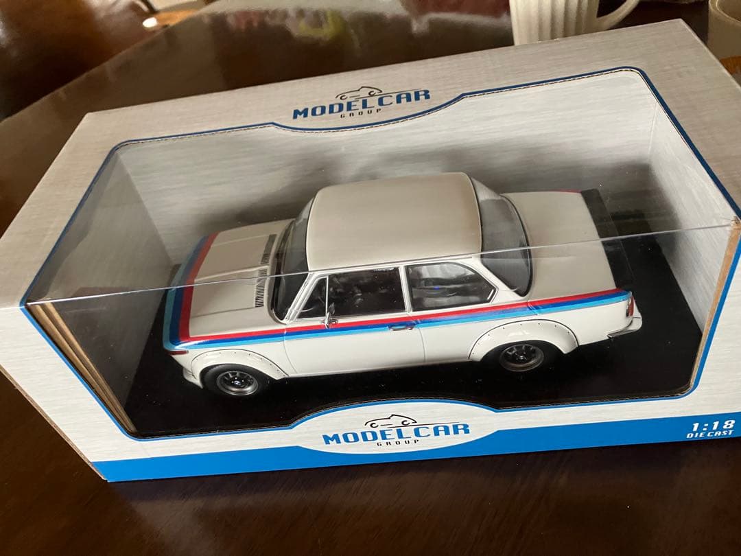 BMW 2002 Turbo 1:18 スケールモデルカー