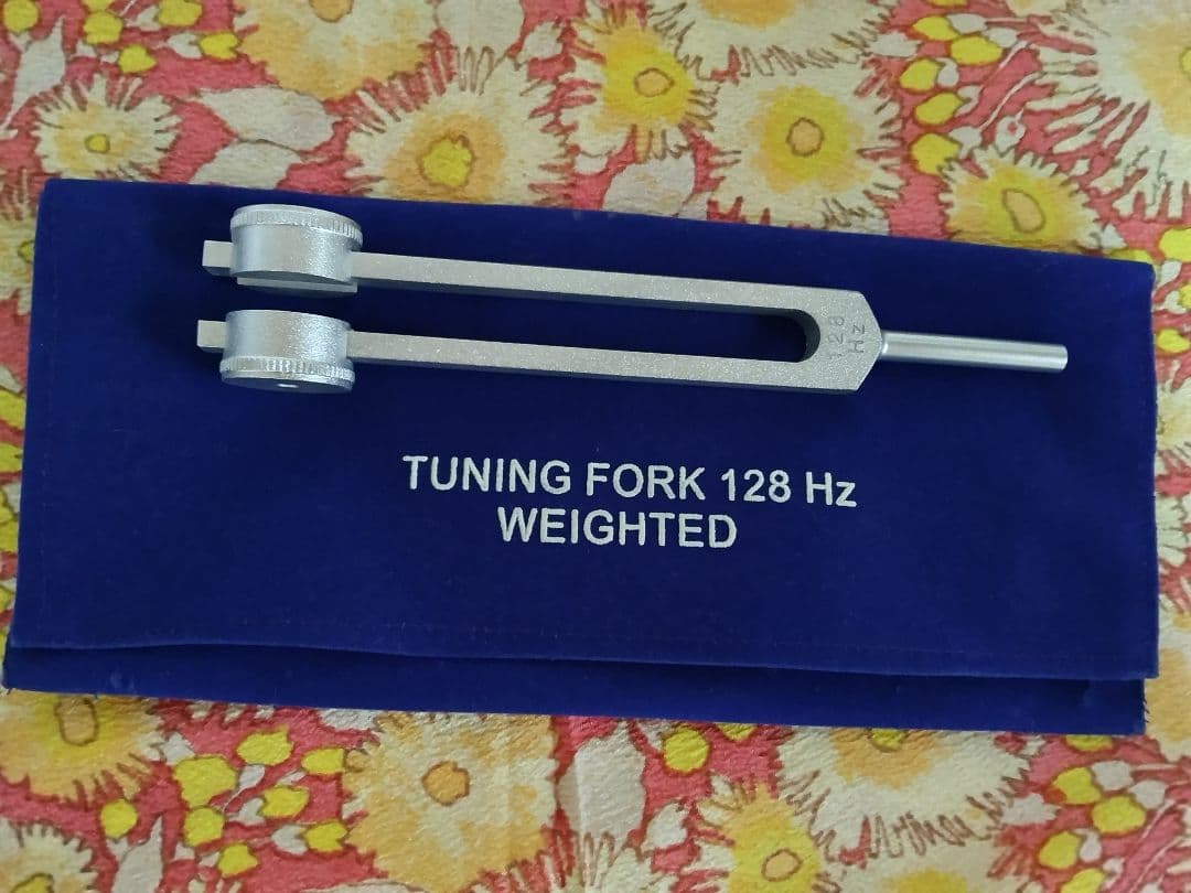 MIチュ―ナ― 528Hzプレミアム2本 +音叉2本、CD虹の瞑想法、書籍2冊