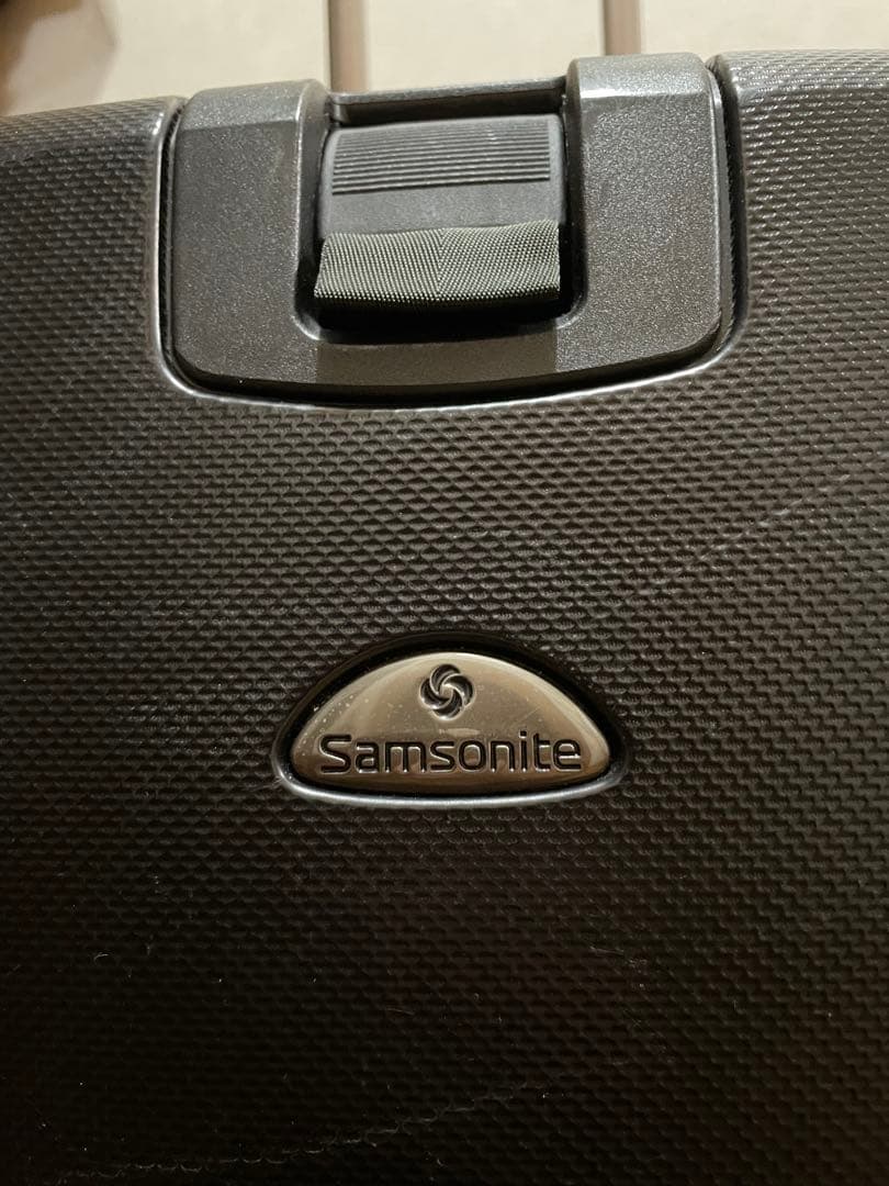 値下スーツケース　キャリーケース　2L 旅行カバン　サムソナイト大型　10日間〜