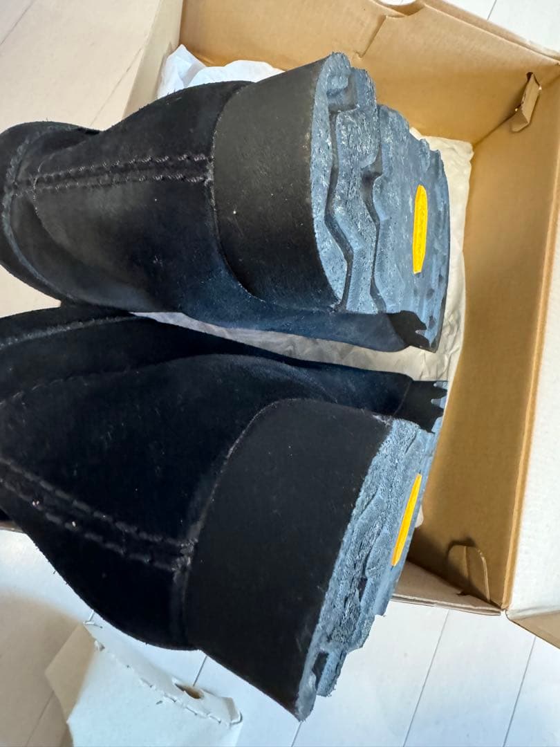 クラークス ワラビー ゴアテックス