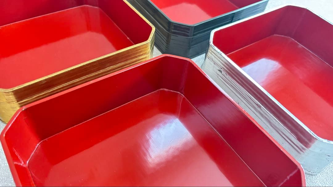 塗匠 五代 川端近左 利休形 縁高 菓子器 共箱 片木目五色縁高 共箱