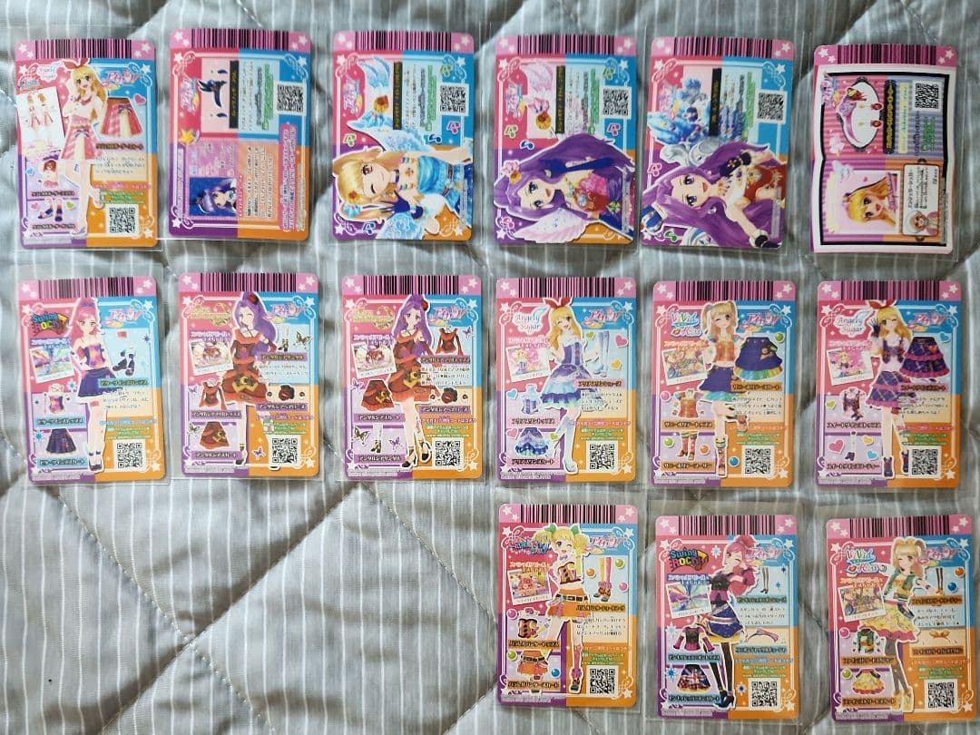 アイカツカード まとめ売り 300枚以上 大量 プレミアム レア有り 追加有り