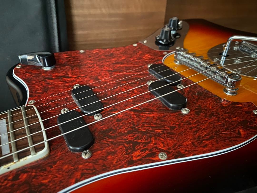 ギター EASTWOOD GUITARS Maverick/Custom