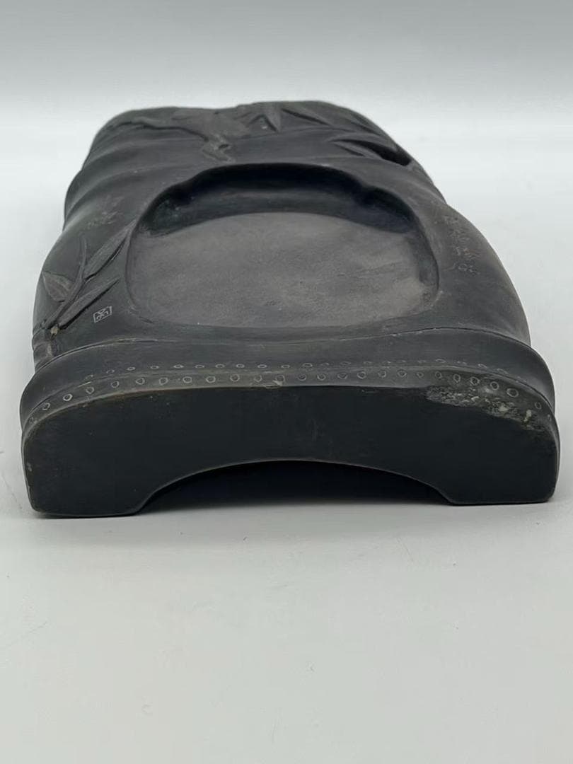 古端渓硯　清時代　刻竹型封猴吉祥文 【封候】【博砚堂珍品】　極上品(A-98)