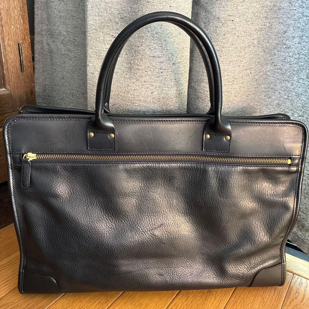 Felisiレザーブリーフケース