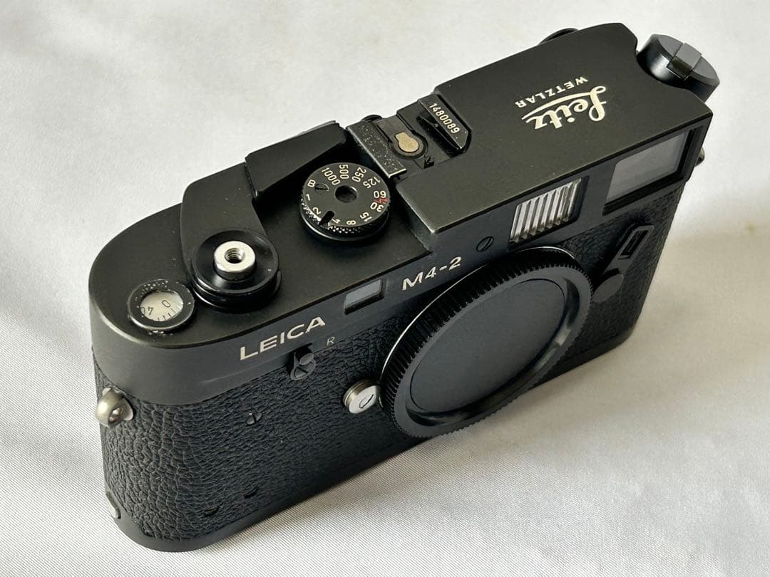 チャップマン様ご予約品　LEICA M4-2 ボディ元箱　取り扱い説明書一式付き