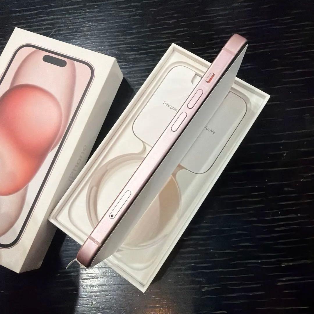 iPhone 15 128GB ピンク 美品 初期化済