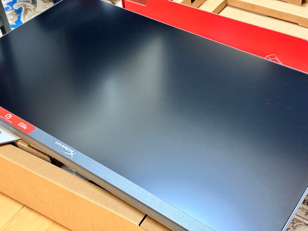 モニターアーム付きゲーミングモニター HyperX Armada 27 QHD