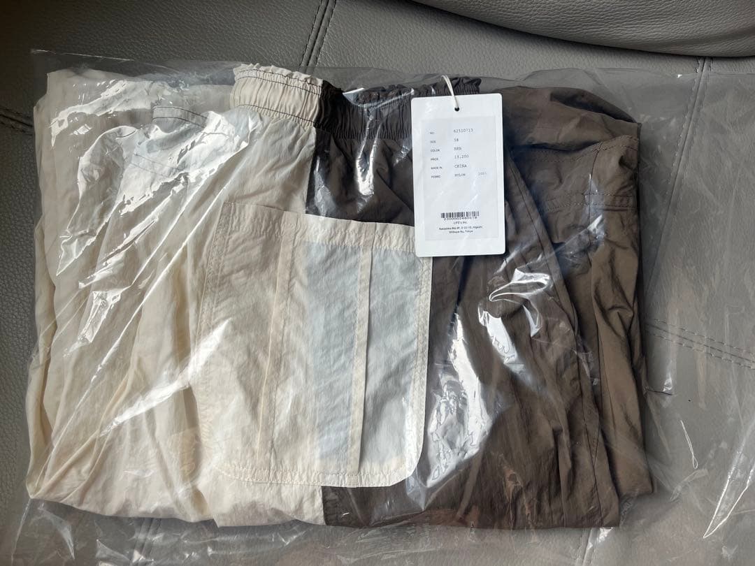 【anuke】Bicolor parachute pants 38size