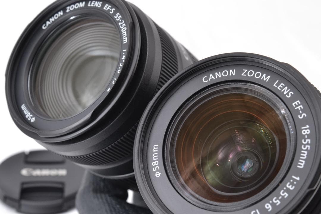 ■ 美品 ■ キャノン　Canon Kiss X7 ダブルズームキット 元箱有