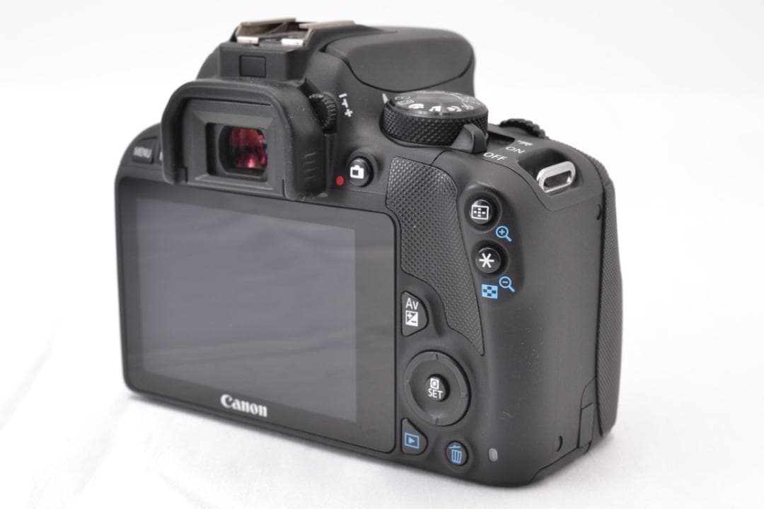 ■ 美品 ■ キャノン　Canon Kiss X7 ダブルズームキット 元箱有